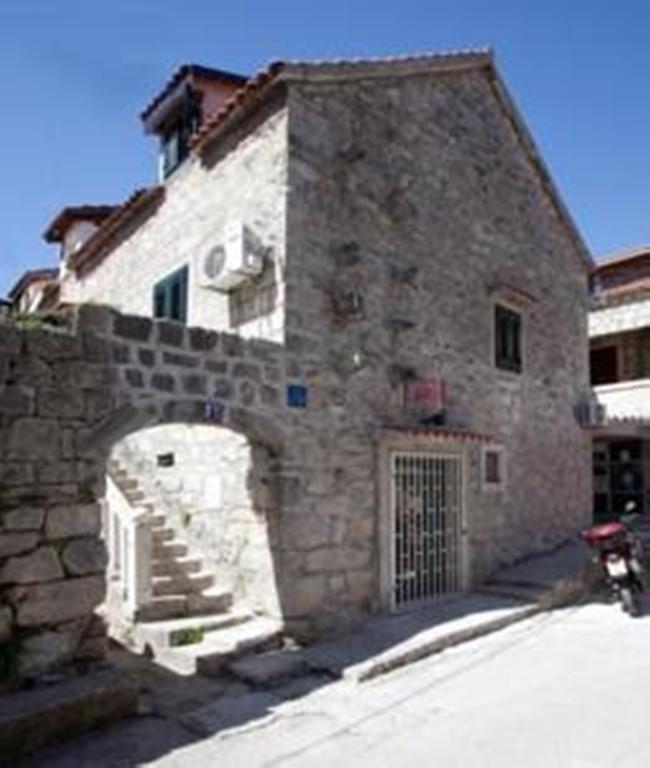 Apartments Bepina- 5 Mins From The Center Split Bilik gambar