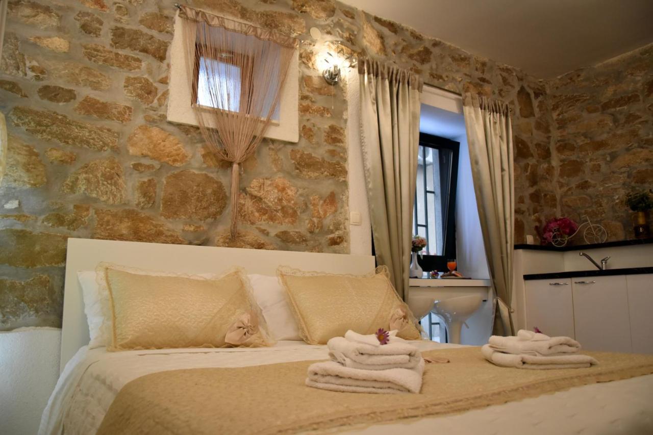 Apartments Bepina- 5 Mins From The Center Split Luaran gambar