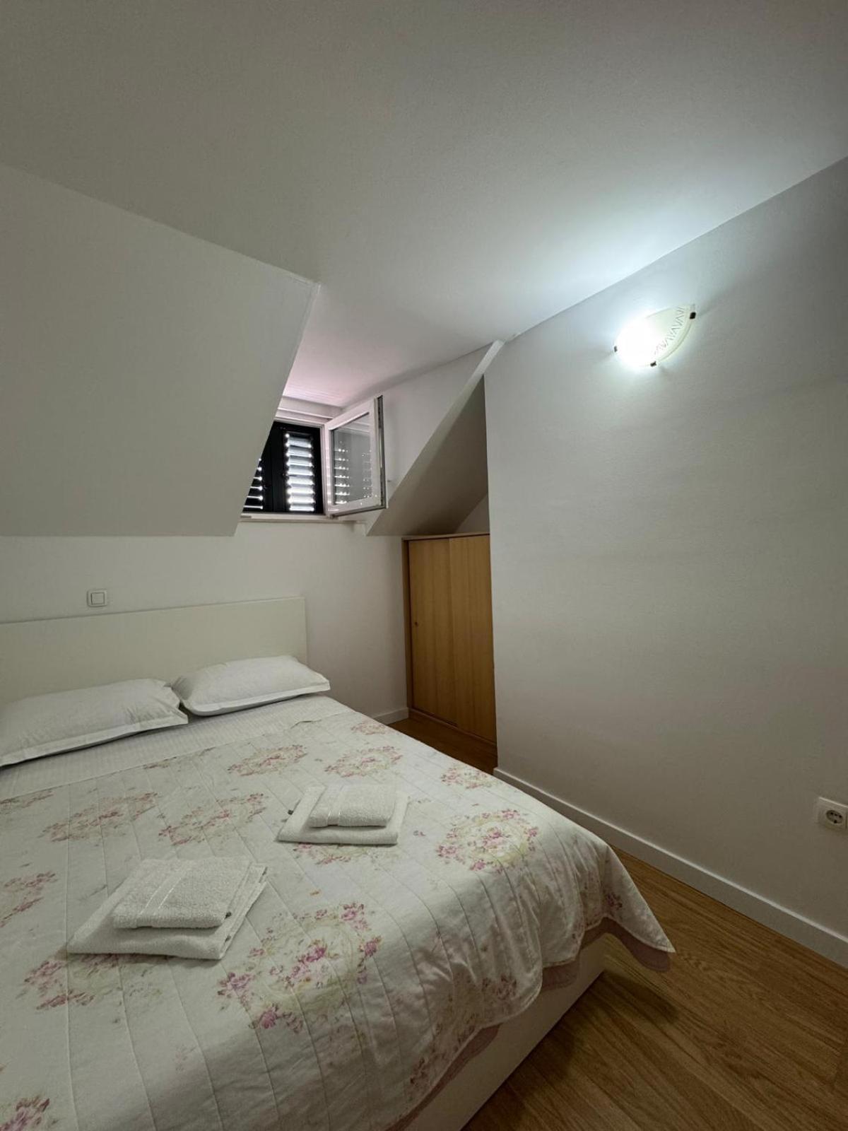 Apartments Bepina- 5 Mins From The Center Split Luaran gambar