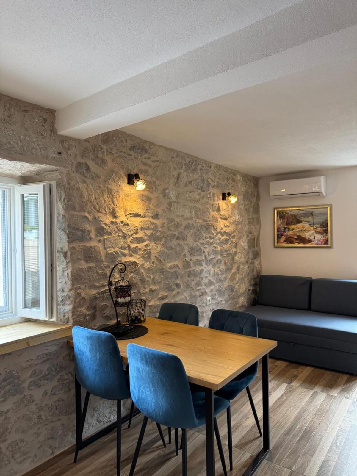 Apartments Bepina- 5 Mins From The Center Split Luaran gambar